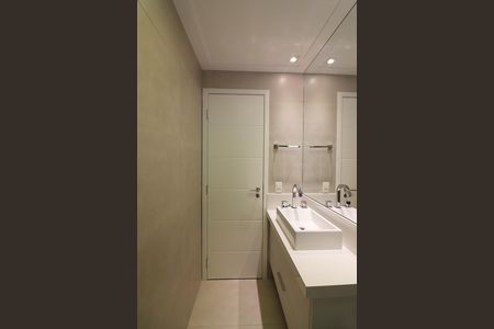 Apartamento à venda com 123m², 3 quartos e 2 vagasBanheiro Social