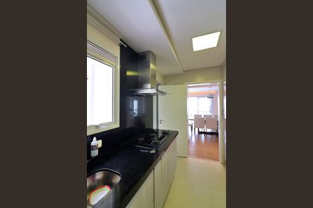 Apartamento à venda com 123m², 3 quartos e 2 vagasCozinha 