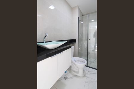 Apartamento para alugar com 38m², 2 quartos e 1 vaga Apartamento para alugar com 38m², 2 quartos e 1 vagaBanheiro