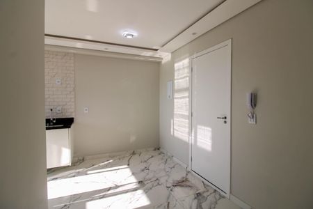 Sala/Cozinha de apartamento para alugar com 2 quartos, 38m² em Jardim Eledy, São Paulo