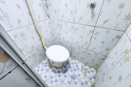 Banheiro  de casa para alugar com 1 quarto, 15m² em Santa Teresa, Rio de Janeiro