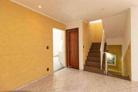 Casa à venda com 299m², 4 quartos e 6 vagasSala