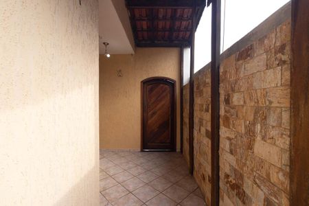 Casa à venda com 299m², 4 quartos e 6 vagasHall de entrada
