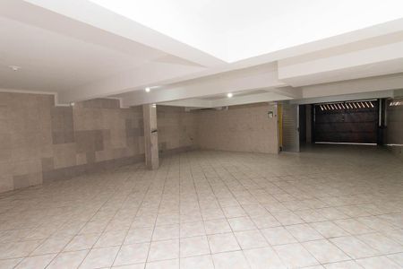 Casa à venda com 299m², 4 quartos e 6 vagasGaragem