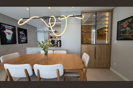 Apartamento à venda com 75m², 2 quartos e 1 vagaSala
