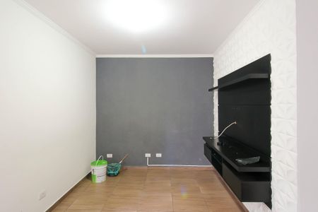 Sala de casa para alugar com 2 quartos, 120m² em Jardim Santa Adelia, São Paulo