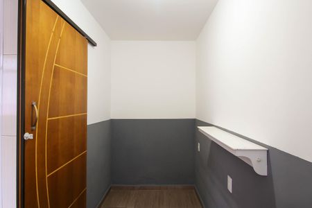 Quarto 2 de casa para alugar com 2 quartos, 120m² em Jardim Santa Adelia, São Paulo