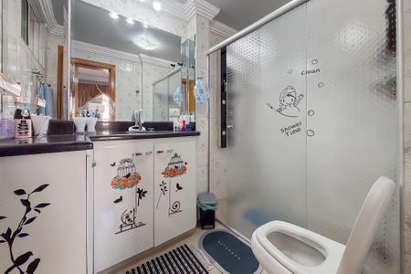 Apartamento à venda com 138m², 3 quartos e 1 vaga Apartamento à venda com 138m², 3 quartos e 1 vagaBanheiro da Suíte