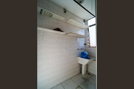 Apartamento para alugar com 80m², 2 quartos e 1 vagaÁrea de Serviço