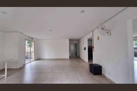 Apartamento para alugar com 55m², 2 quartos e 1 vaga Apartamento para alugar com 55m², 2 quartos e 1 vagaÁrea comum - Salão de festas