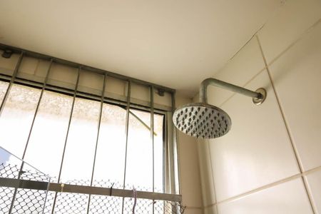 Apartamento para alugar com 44m², 2 quartos e sem vaga Apartamento para alugar com 44m², 2 quartos e sem vagaBanheiro