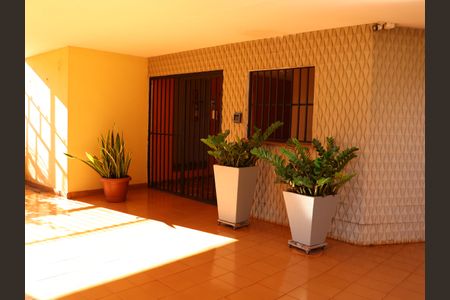 Apartamento para alugar com 74m², 2 quartos e 1 vagaportaria