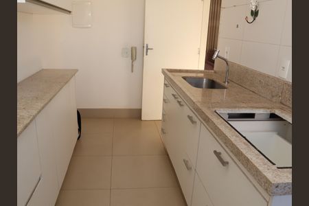 Apartamento para alugar com 74m², 2 quartos e 1 vagaCozinha