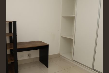 Apartamento para alugar com 74m², 2 quartos e 1 vagaQuarto 
