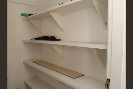 Apartamento para alugar com 74m², 2 quartos e 1 vagadispensa