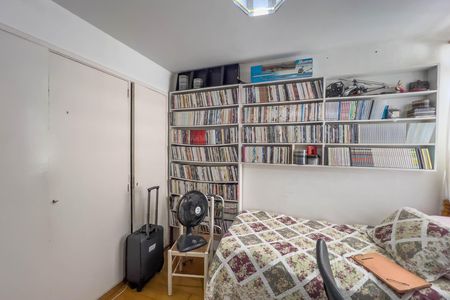 Apartamento à venda com 96m², 2 quartos e 1 vagaQuarto 2