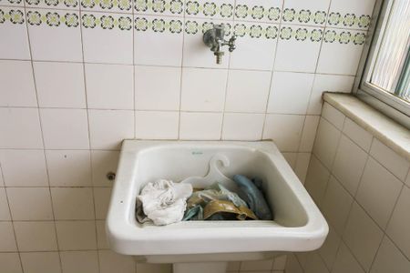Apartamento à venda com 56m², 2 quartos e 1 vagaÁrea de Serviço