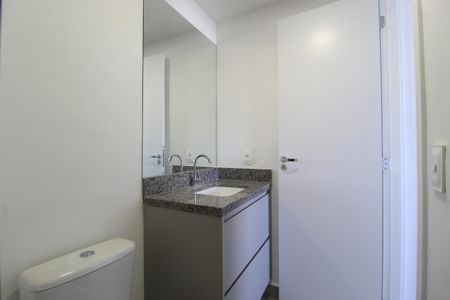 Apartamento à venda com 32m², 1 quarto e sem vagaBanheiro da Suíte