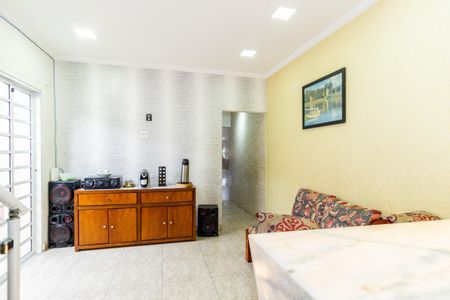 Casa para alugar com 240m², 4 quartos e 2 vagas Casa para alugar com 240m², 4 quartos e 2 vagasSala 2