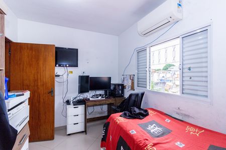 Casa para alugar com 240m², 4 quartos e 2 vagas Casa para alugar com 240m², 4 quartos e 2 vagasQuarto 3