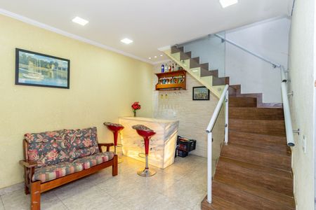 Casa para alugar com 240m², 4 quartos e 2 vagas Casa para alugar com 240m², 4 quartos e 2 vagasSala 2