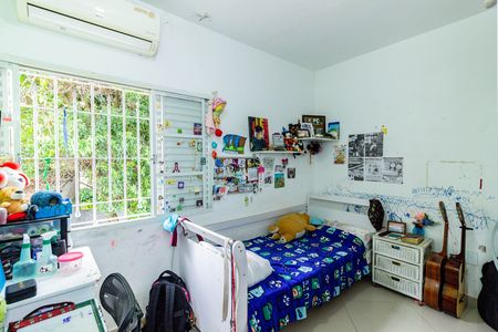 Casa para alugar com 240m², 4 quartos e 2 vagas Casa para alugar com 240m², 4 quartos e 2 vagasQuarto 1