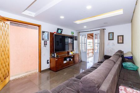 Sala de casa para alugar com 4 quartos, 240m² em Jardim Sao Jose, São Paulo