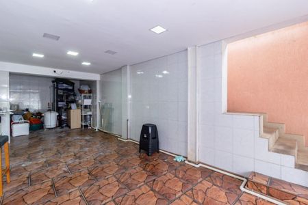 Casa para alugar com 240m², 4 quartos e 2 vagas Casa para alugar com 240m², 4 quartos e 2 vagasGaragem