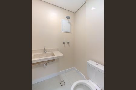 Apartamento à venda com 223m², 3 quartos e 3 vagas Apartamento à venda com 223m², 3 quartos e 3 vagasBanheiro 1