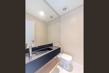 Apartamento à venda com 223m², 3 quartos e 3 vagas Apartamento à venda com 223m², 3 quartos e 3 vagasBanheiro