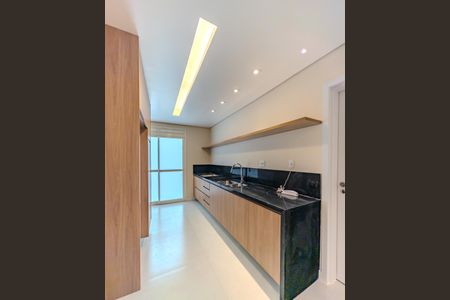 Apartamento à venda com 223m², 3 quartos e 3 vagas Apartamento à venda com 223m², 3 quartos e 3 vagasCozinha
