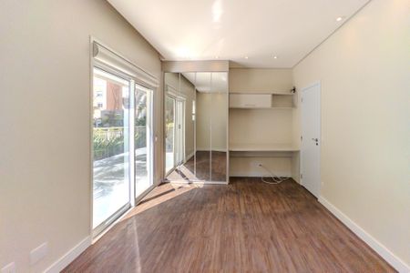 Apartamento à venda com 223m², 3 quartos e 3 vagas Apartamento à venda com 223m², 3 quartos e 3 vagasQuarto