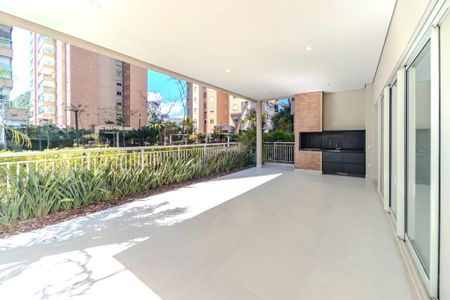 Apartamento à venda com 223m², 3 quartos e 3 vagas Apartamento à venda com 223m², 3 quartos e 3 vagasVaranda