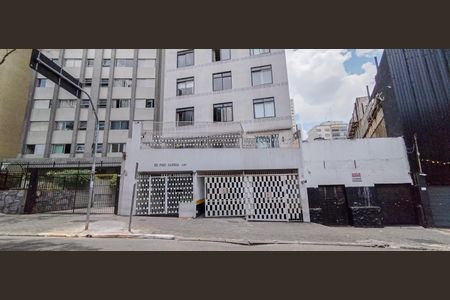 Studio à venda com 30m², 1 quarto e 1 vaga Studio à venda com 30m², 1 quarto e 1 vagaFachada