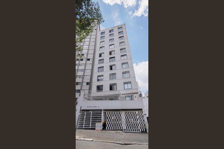 Studio à venda com 30m², 1 quarto e 1 vaga Studio à venda com 30m², 1 quarto e 1 vagaFachada