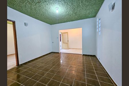 Sala de casa para alugar com 3 quartos, 200m² em Jardim Iracema, São Paulo