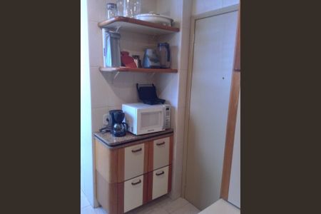Apartamento para alugar com 220m², 3 quartos e 1 vaga