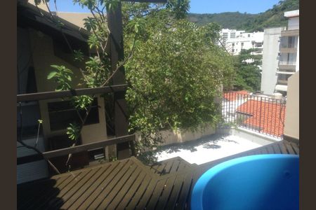 Apartamento para alugar com 220m², 3 quartos e 1 vaga
