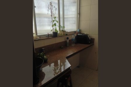 Apartamento para alugar com 220m², 3 quartos e 1 vaga