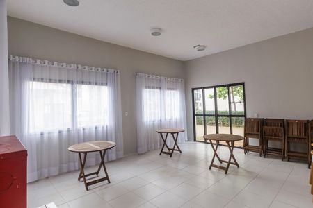 Apartamento para alugar com 60m², 2 quartos e 1 vagaÁrea comum - Salão de festas