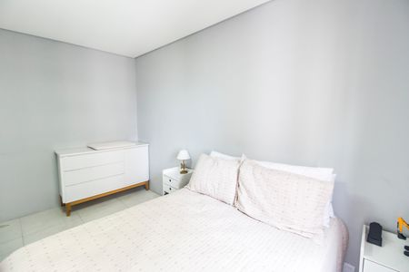 Apartamento para alugar com 60m², 2 quartos e 1 vagaSuíte