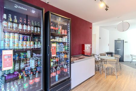 Studio à venda com 57m², 1 quarto e sem vagaMercado