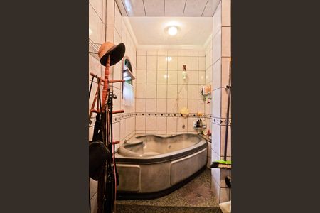Casa à venda com 125m², 3 quartos e 3 vagasBanheiro da Suíte