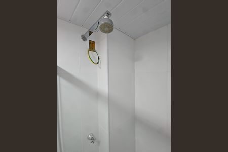 Casa para alugar com 130m², 3 quartos e sem vagaChuveiro