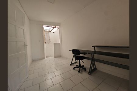 Casa para alugar com 130m², 3 quartos e sem vagasala 2