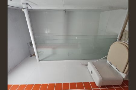 Casa para alugar com 130m², 3 quartos e sem vagaBanheiro