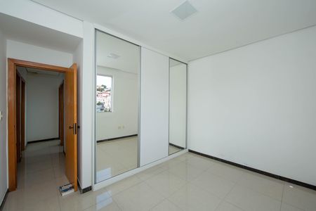 Apartamento à venda com 80m², 3 quartos e 2 vagasQUARTO1
