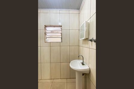 Casa para alugar com 55m², 2 quartos e sem vagaBanheiro 