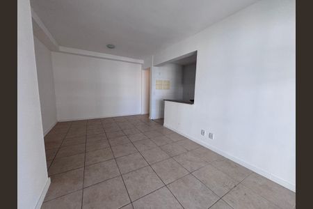 Apartamento para alugar com 83m², 3 quartos e 1 vaga Apartamento para alugar com 83m², 3 quartos e 1 vagaSala