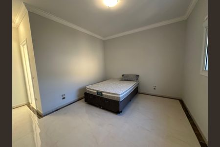 Casa de condomínio para alugar com 450m², 4 quartos e 4 vagasSuíte 2